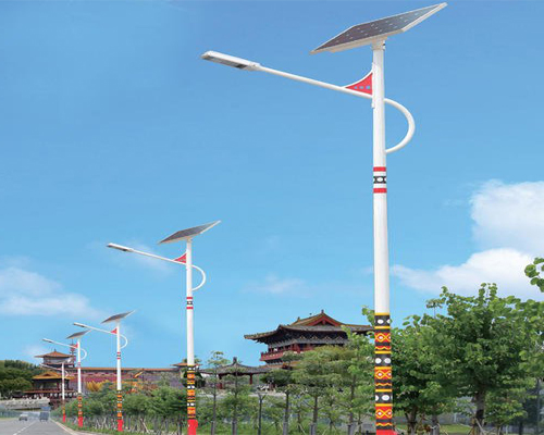 桑日民族特色路灯