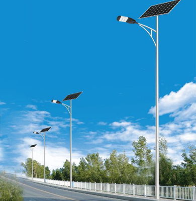 1742828123952659.jpg 桑日太阳能路灯.jpg