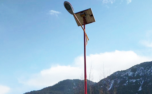 如何选择高质量的桑日太阳能路灯材料：全方位指南