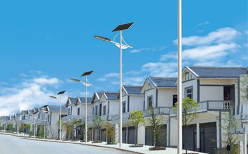 桑日太阳能路灯配置与在乡村道路照明中的应用 桑日太阳能路灯配置与在乡村道路照明中的应用