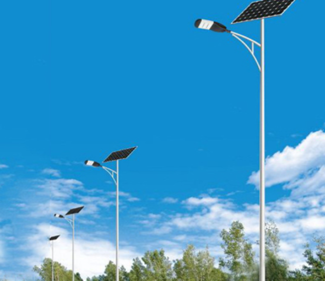 桑日太阳能路灯维护时，这些细节别忽略！